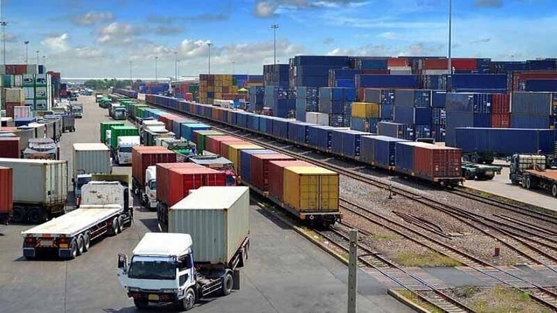 İran'ın dış ticaret hacmi yaklaşık 69.5 milyar dolar