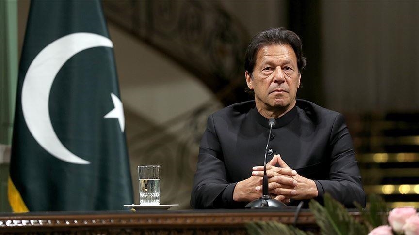 إصابة عمران خان بقدمه اثر إطلاق نار خلال تجمع سياسي 