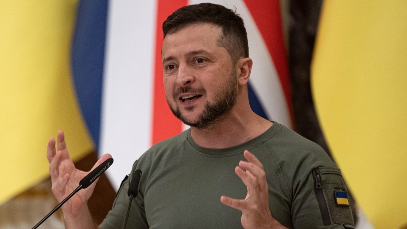 Французский политики отверг заявления Зеленского об альянсе России и Ирана