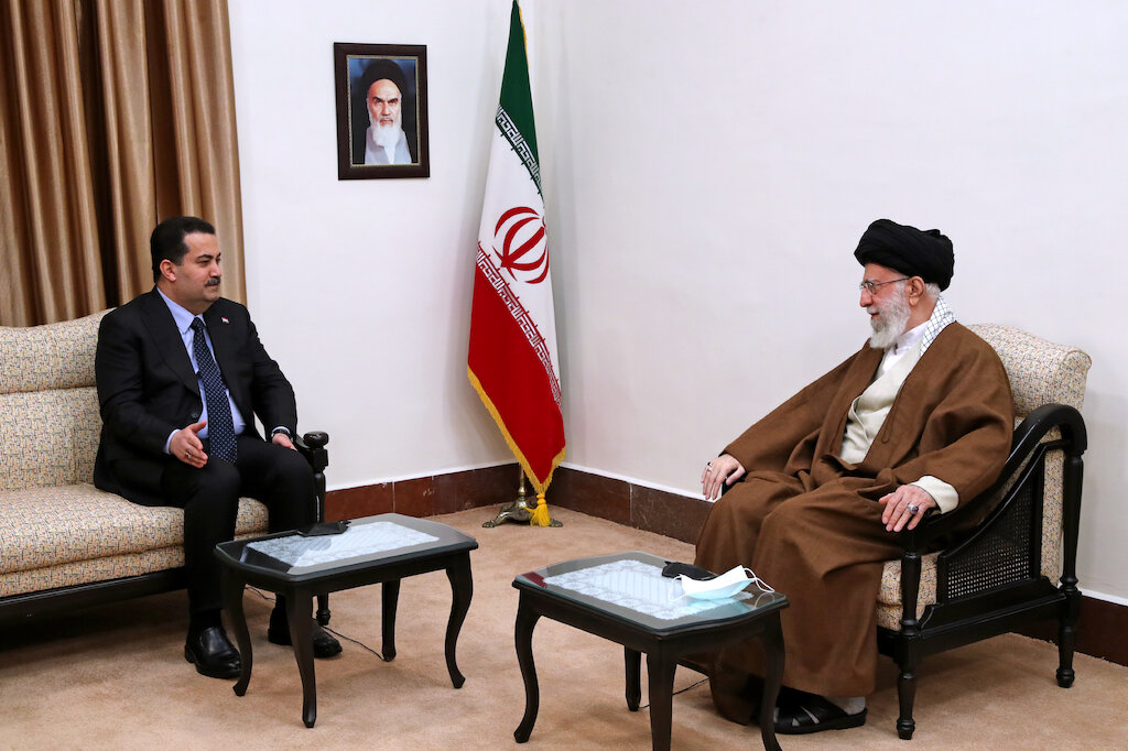 Imam Khamenei: Iran is standing up firmly to safeguard Iraq’s security