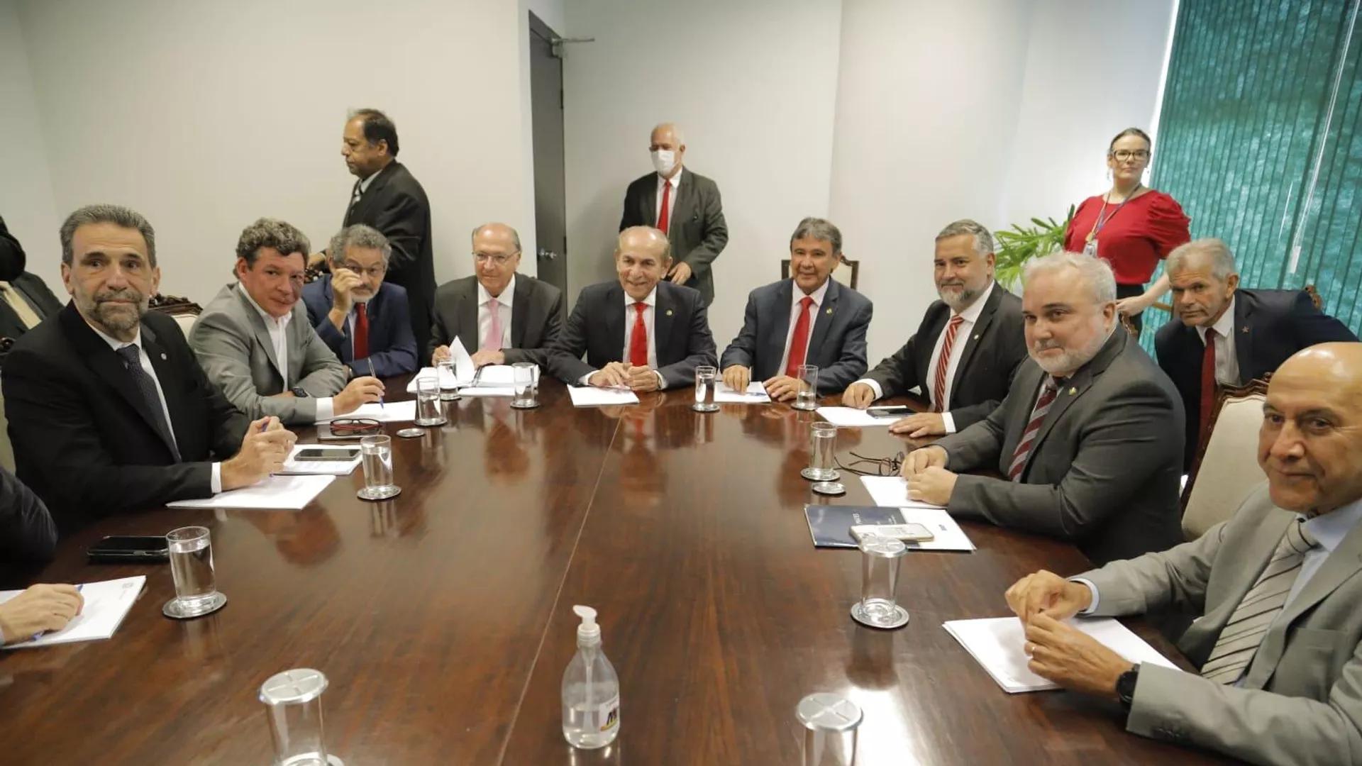Equipe de Lula convida criadores do Plano Real para fazer parte da transição