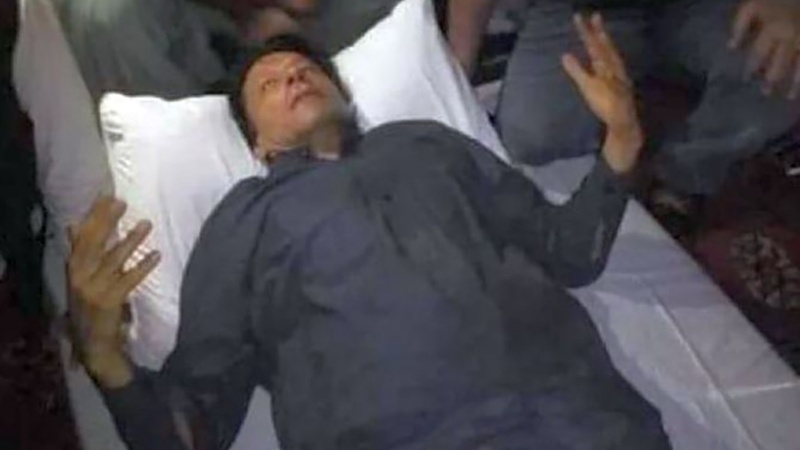 ইমরান খান ফের ক্ষমতায় আসতে পারেন বলে শঙ্কিত প্রতিদ্বন্দ্বীরা