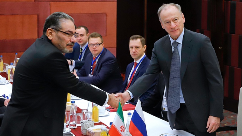 Shamkhani: Iran Siap Berperan Akhiri Perang Rusia-Ukraina