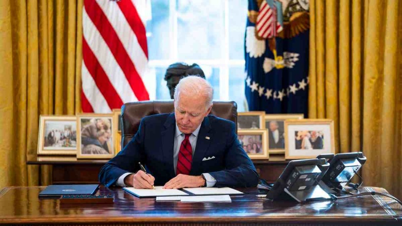 米大統領が、イランに関する緊急事態宣言を1年延長