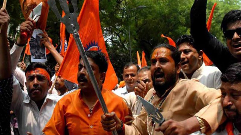 साम्प्रदायिक हिंसा को हवा दे रहे हैं राज्यपाल, एसपीए की राष्ट्रपति से गुहार