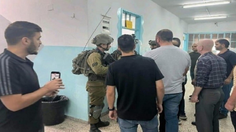 Israeli terrorist military attack Palestinian school in al-Khalil