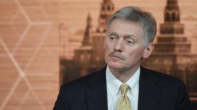 Песков Бирләшмиш Штатларын Украјнадакы мүнагишәјә дахил олдуғуну вә бунун ади ҝөзлә ҝөрүндүјүнү дә гејд едиб