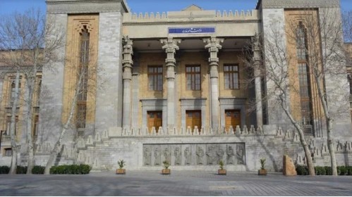 Iran, convocato nuovamente ambasciatore inglese per ingerenze