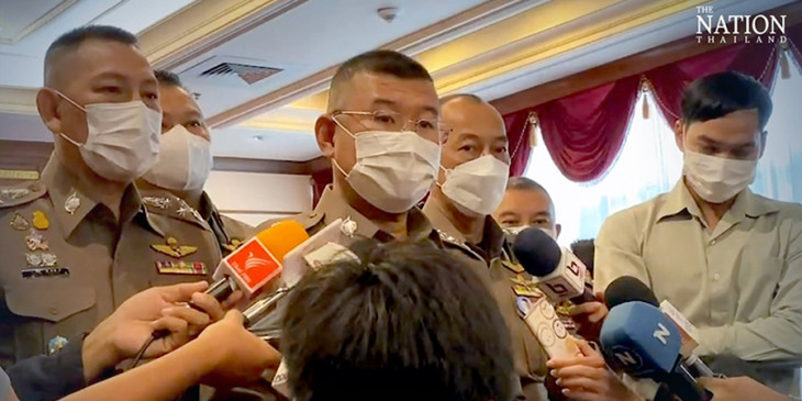 ထိုင်းမူကြိုကျောင်းပစ်ခတ်ခံရမှုမှ ကျန်ရစ်သူမိသားစုများကို တော်ဝင်ရဲတပ်ဖွဲ့က ဘတ် ၉ သန်း ကျော် ပေးအပ်