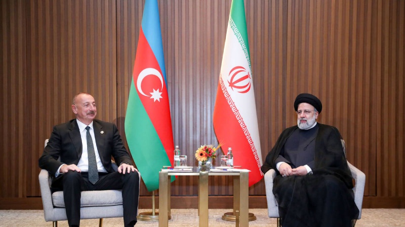 Cumhurbaşkanı Reisi, Aliyev ile görüştü