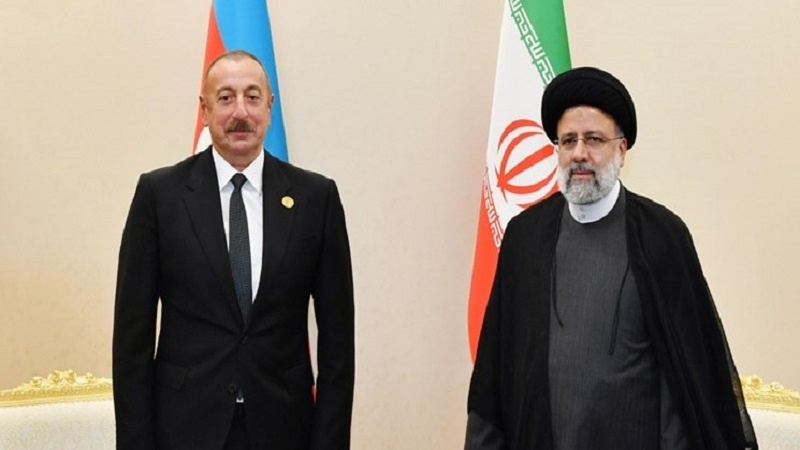 Raisi Menolak Setiap Perubahan Perbatasan dan Status Transit Iran-Armenia