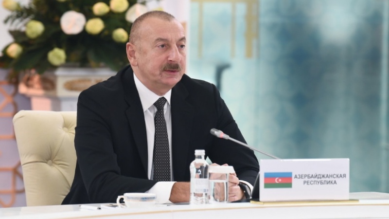 Алиев возразил Макрону