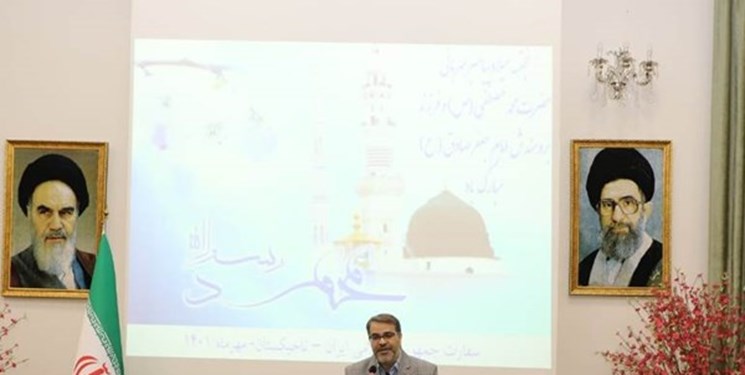 السفارة الايرانية في طاجيكستان تقيم احتفالا بمناسبة مولد النبي (ص)