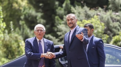 イラン外相とボレルEU上級代表が電話会談