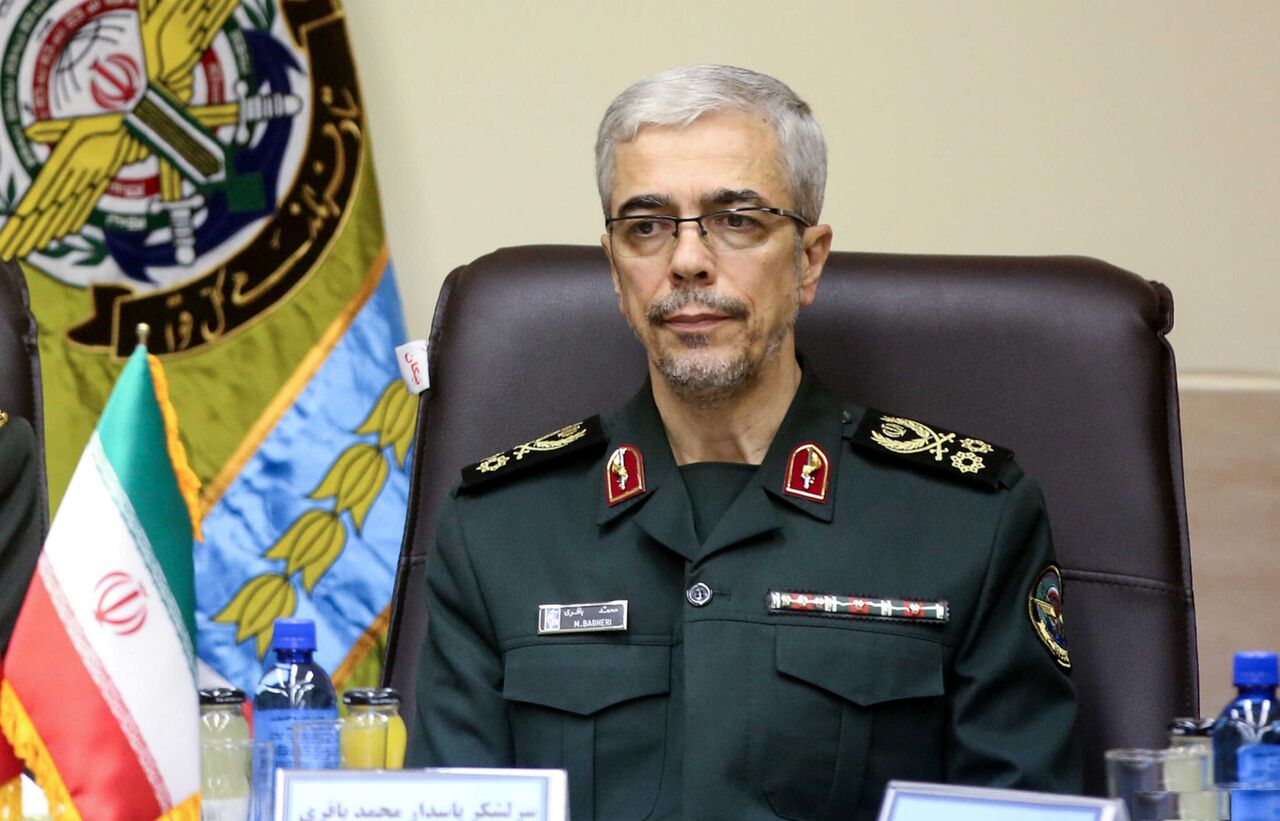  Gen. Bagheri: Iran not to tolerate presence of 3k terrorists behind borders