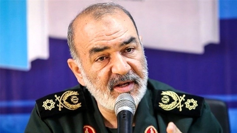 Ҝенерал-мајор Сәлами: Инди Ираны ифлиҹ етмәк истәјәнләрин өзләри ифлиҹ олублар