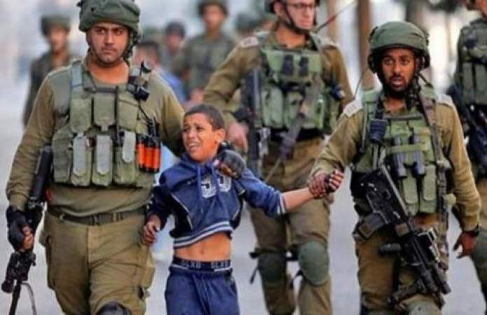  العدو الصهيوني يعتقل نحو 5300 فلسطيني بينهم نساء وأطفال منذ بداية العام