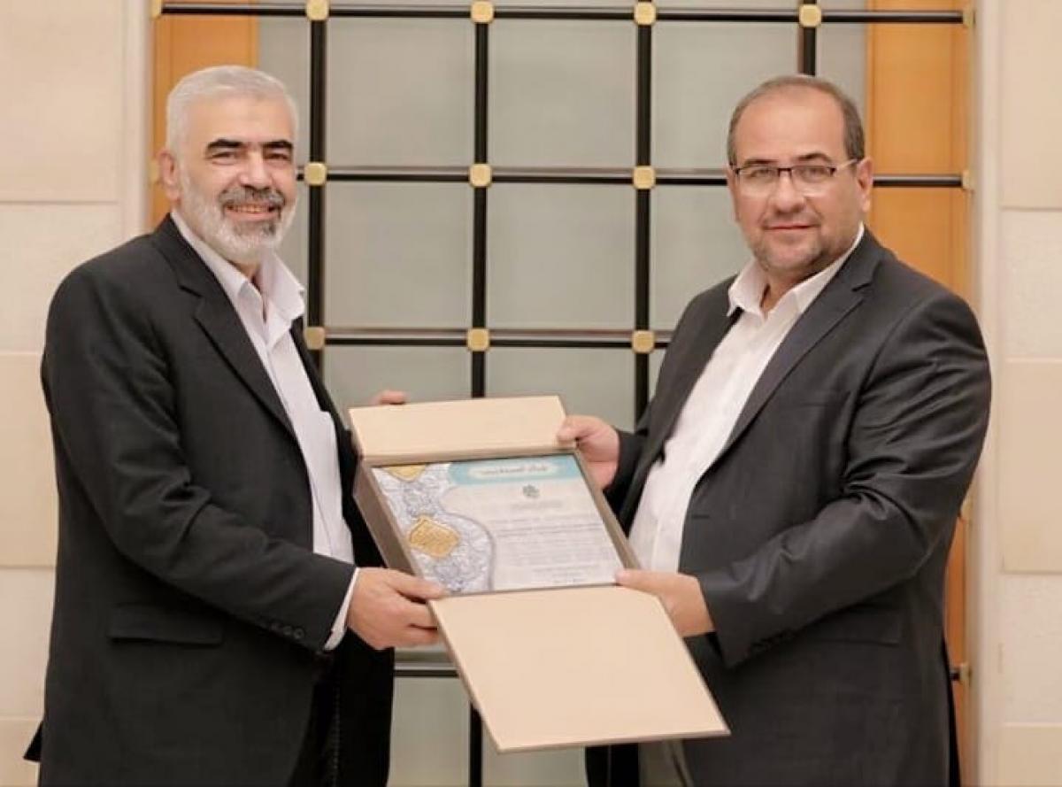  Al-Abbas holy shrine honors administration of Lady Zaynab shrine