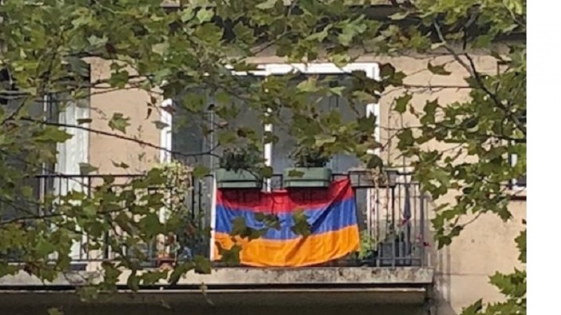 Франсада Ермәнистанла һәмрәјлик ҝенишләнир