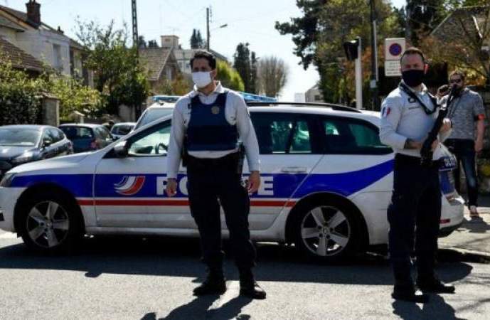 مقتل شخص وإصابة اثنين بإطلاق نار في فرنسا