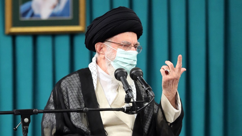 ڕابەری مەزنی شۆڕشی ئیسلامی: پێشکەوتنەکانی ئەم چل ساڵە دەربڕی دروست بوونی لێکدانەوەکانی شۆڕشە
