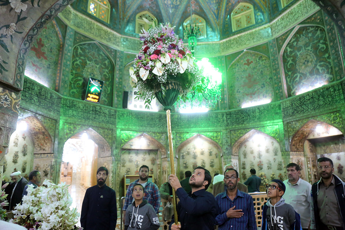 Храм Хазрата Масуме (мир ей) украсили цветами 