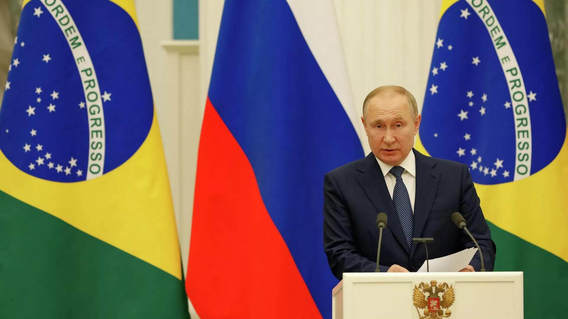 Putin não tentou interferir nas eleições do Brasil; como é a relação da Rússia com Lula e Bolsonaro?