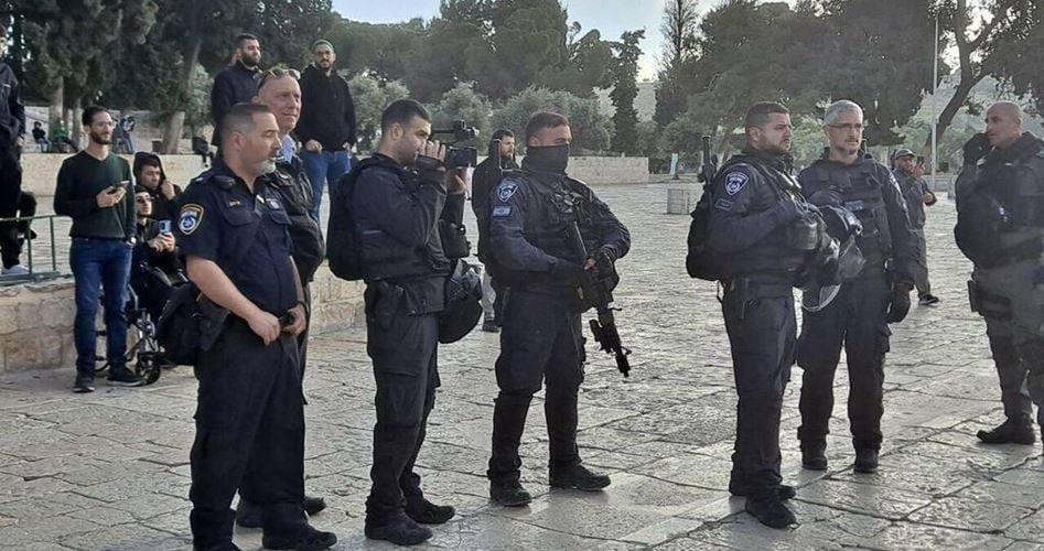 Israeli terrorist police forces raid Al-Aqsa Mosque