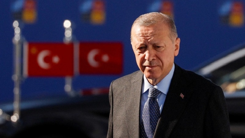 Ərdoğan: Hicabla bağlı referendum keçirilsin!