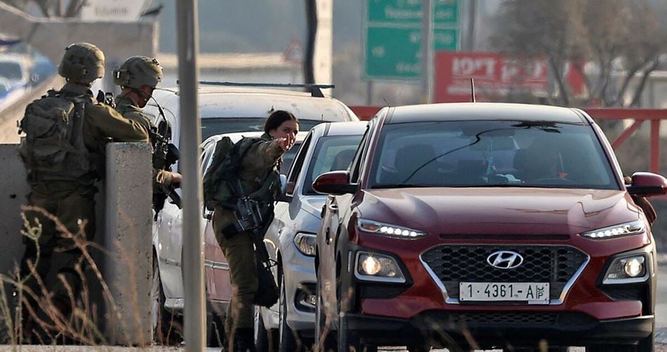 Israeli terrorist regime continues Nablus closure for 12th day in row