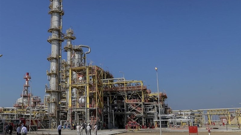 На Абаданском НПЗ побит рекорд по производству бензина