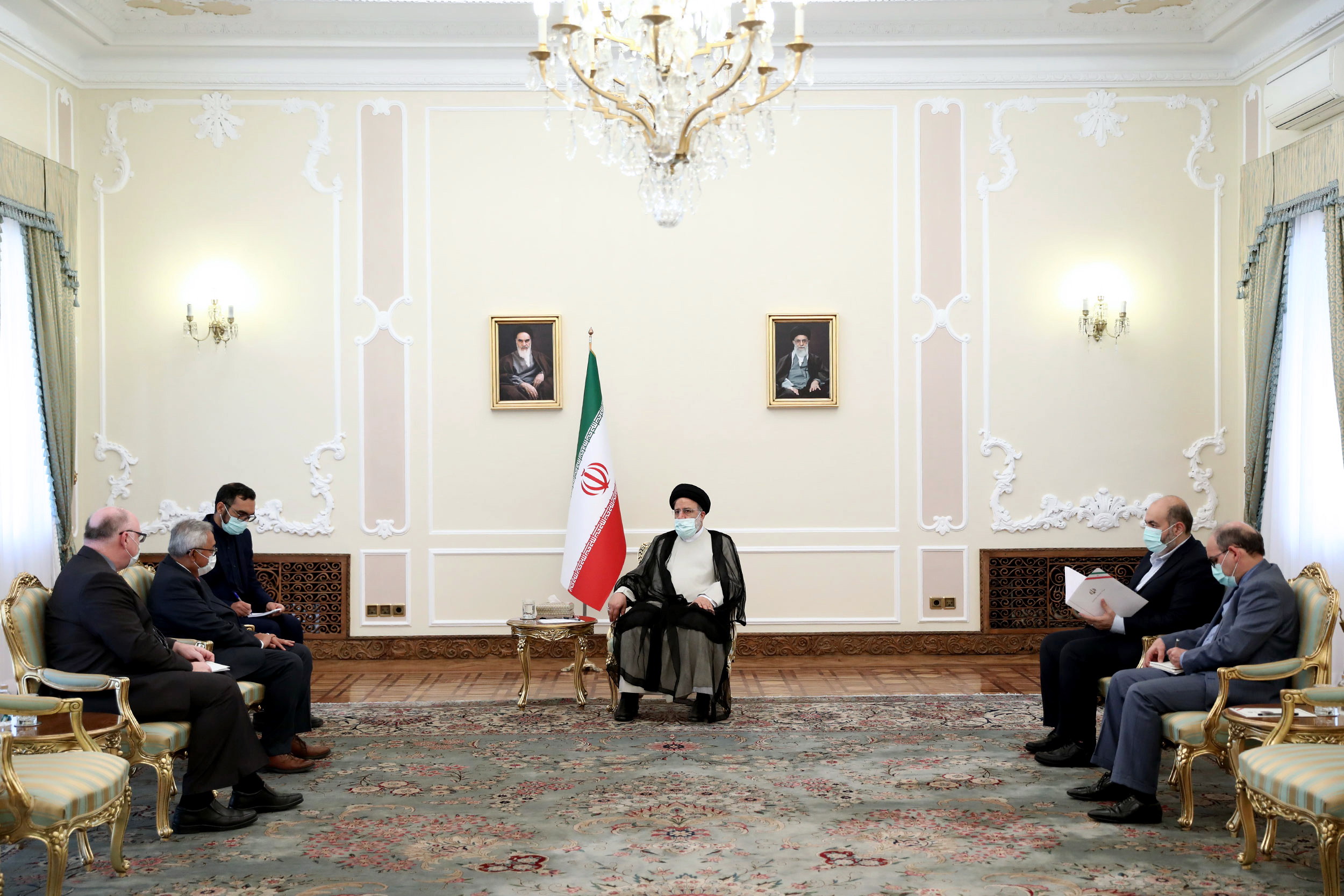 Pres. Raisi: Effective cooperation with regional organisations priority of Iran's foreign policy