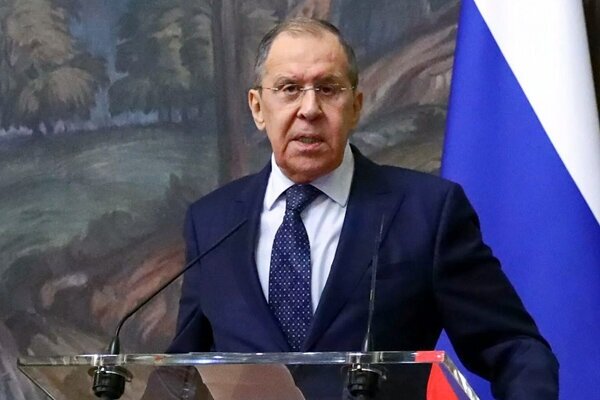 Russia hails Islamic world independence amid Western pressure: Lavrov