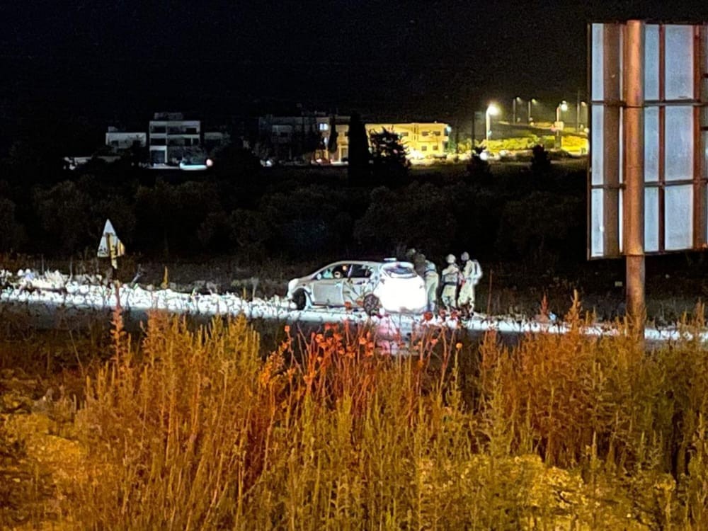 شهيدان وإصابة باستهداف جيش الاحتلال لسيارة قرب حوارة بنابلس