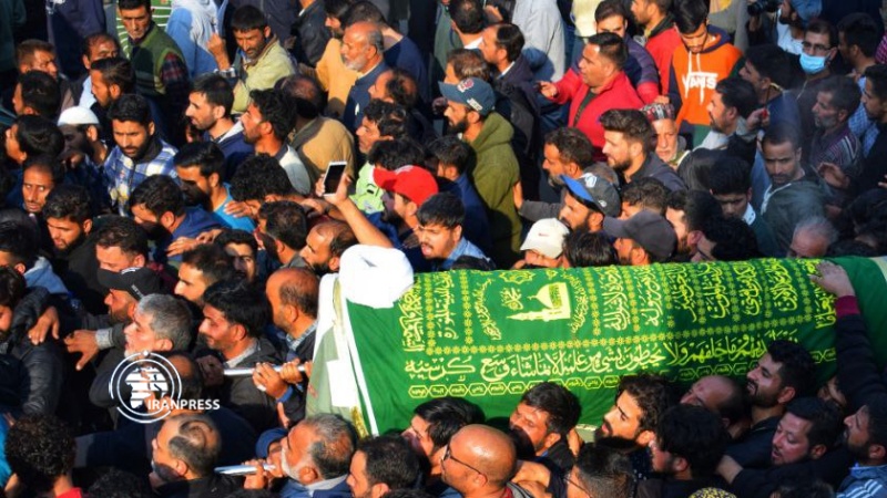 تقرير مصور / تشييع عضو كشميري للمجمع العالمي لأهل البيت (ع) بحضور المسلمين السني والشيعة
