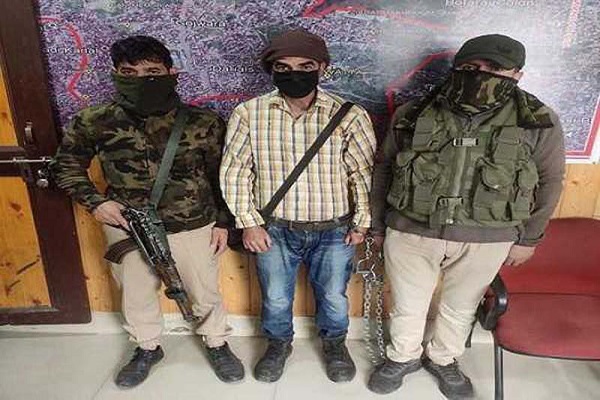 Kashmir: Police arrest a man over Quran desecration