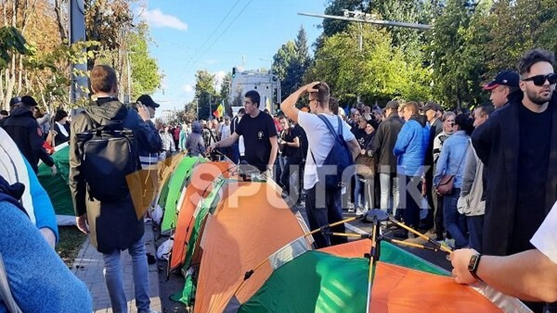 Антиправительственные демонстрации в Молдове