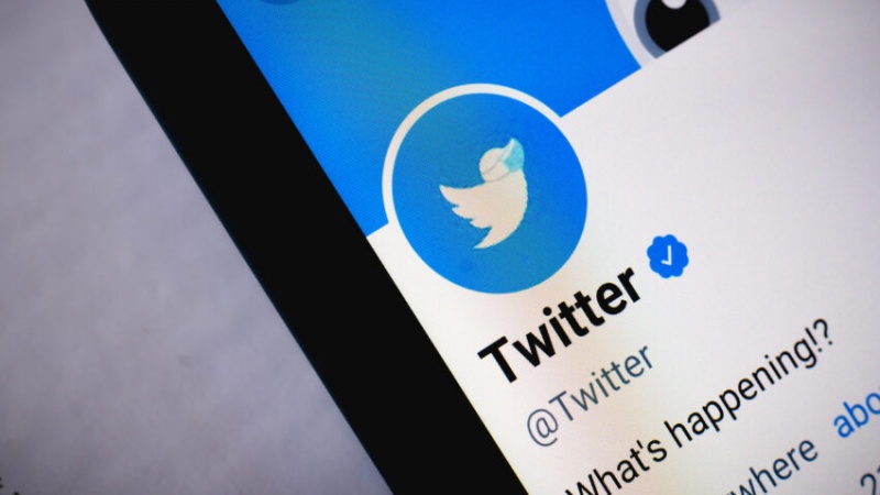 Twitterの認証バッジ、今後は月額20ドルに