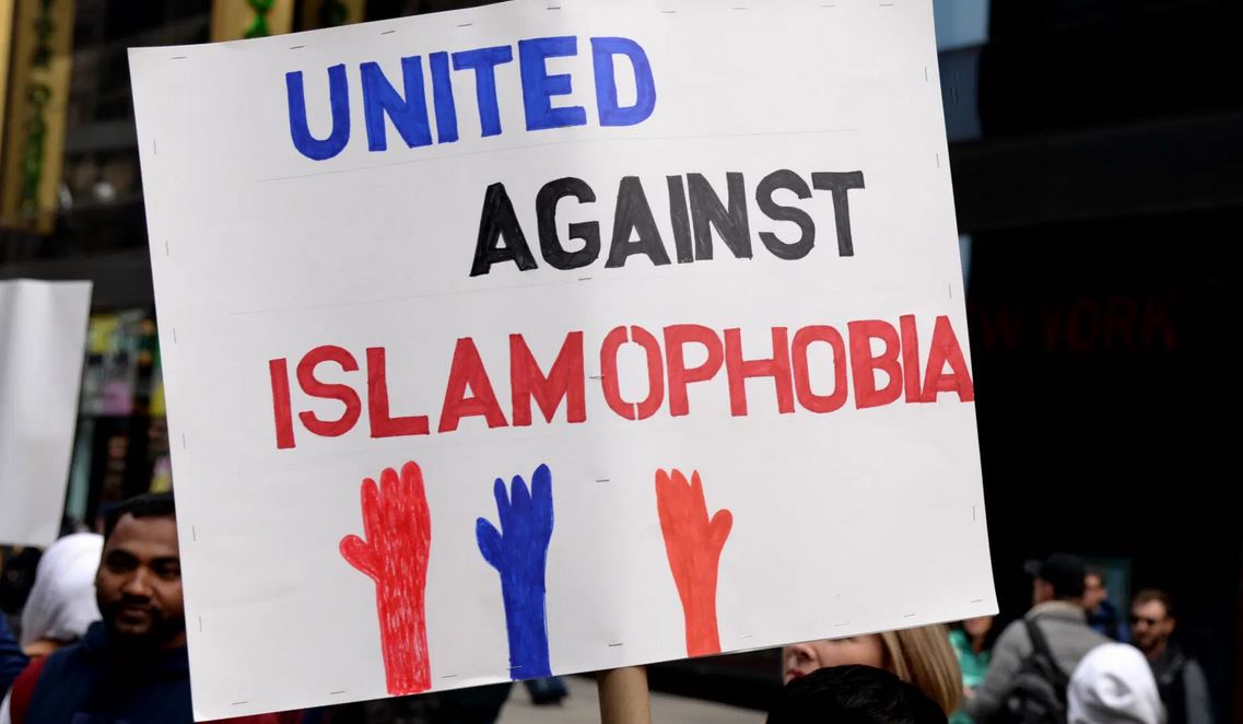 Islamophobia in France: Closure of Mosques under pretext of criticized law continues