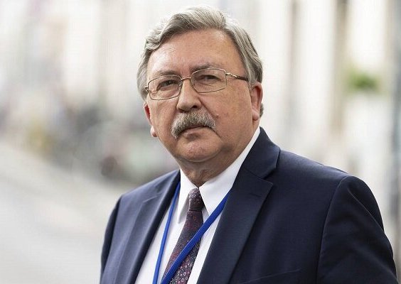 أوليانوف يتوقع استئناف مفاوضات رفع الحظر خلال الشهر المقبل