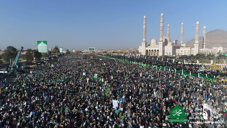 حشود المؤمنين تواصل التوافد الى ميدان السبعين وساحات الاحتفال بالمولد النبوي بالمحافظات 