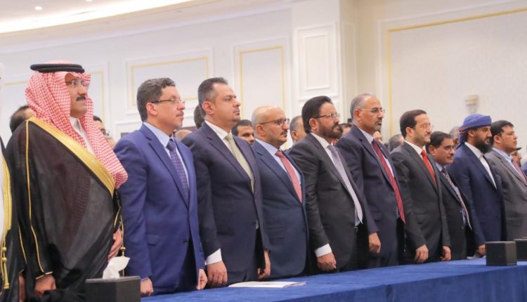 Al Jazeera correspondent reveals pro-coalition officials planning to flee Yemen