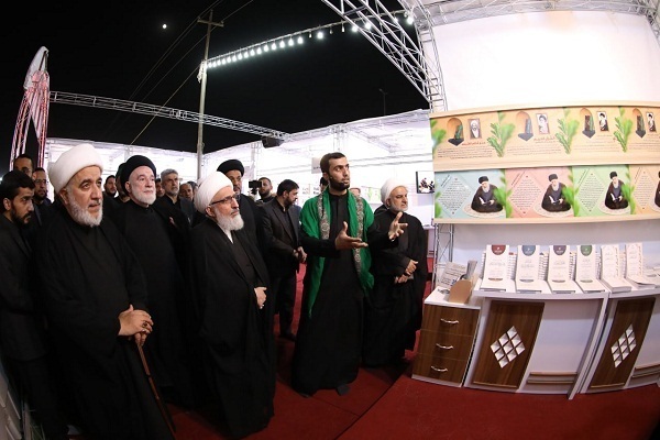  Quran exhibition launched on the road between holy cities of Najaf and Karbala in Arbaeen