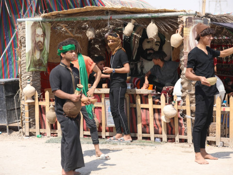 عبور موکب‌های حسینی شیعیان سعودی و بحرینی از مرز عربستان با عراق