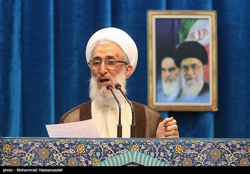 Tehran Friday Prayer Imam hails Raeisi adm. for active economic diplomacy