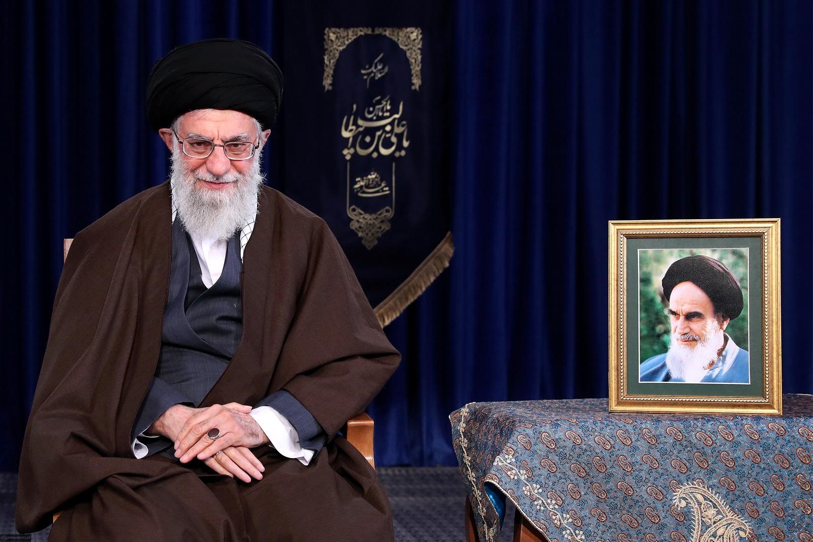 قائد الثورة  الاسلامية للعراقيين: نشكركم من أعماق القلب
