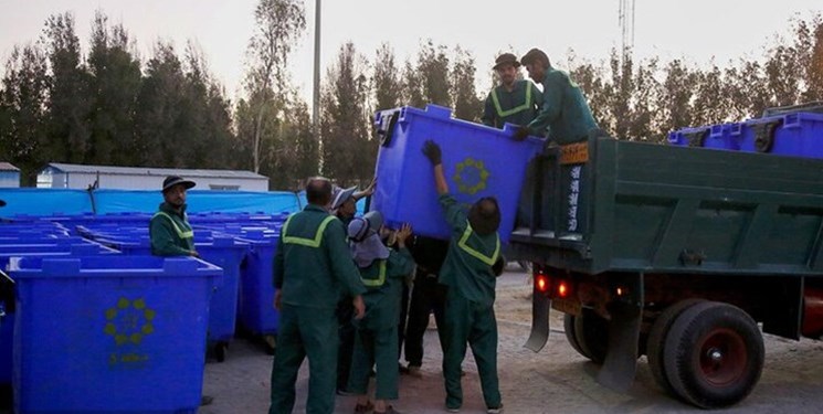 بلدية طهران ترسل ۱۱۰ معدات آلية لتنظيف طرق زوار الاربعين في ايران والعراق