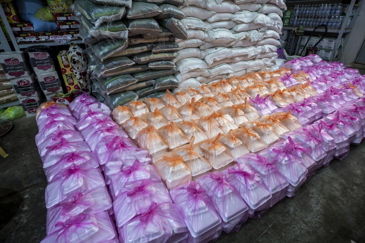 External host complex of al-Abbas holy shrine offers 30 thousand meals a day to pilgrims