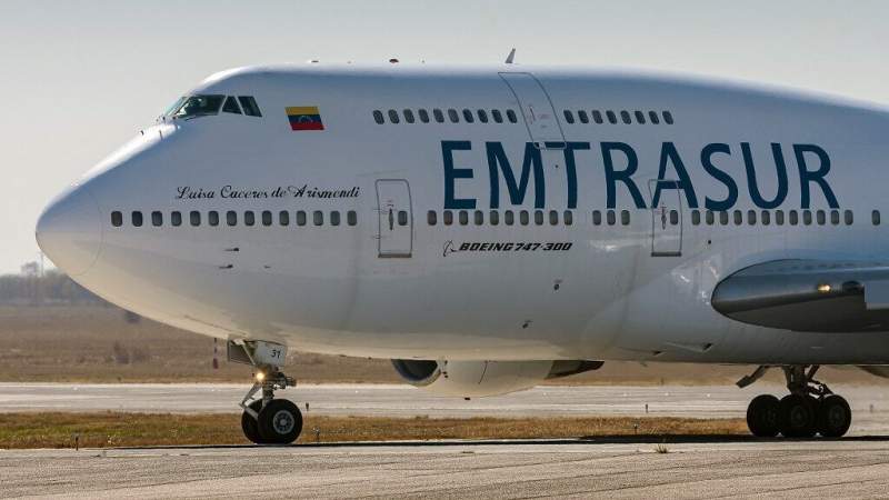  الأرجنتين تُفرج عن 12 شخصاً من طاقم طائرة فنزويلية محتجَزة لديها 