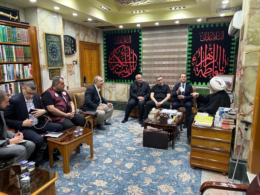 السفير الفرنسي في كربلاء يصف زيارة الاربعين باكبر حشد مليوني بالعالم+(صور)